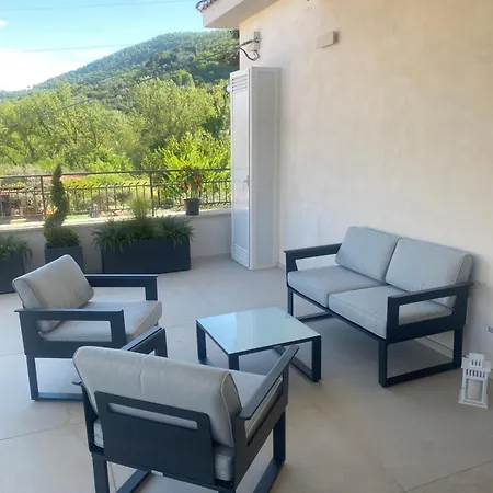 بيت ضيافة Dimora Del Ragno 3*